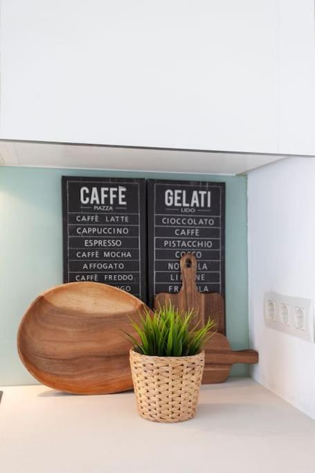 Apartment Metro *