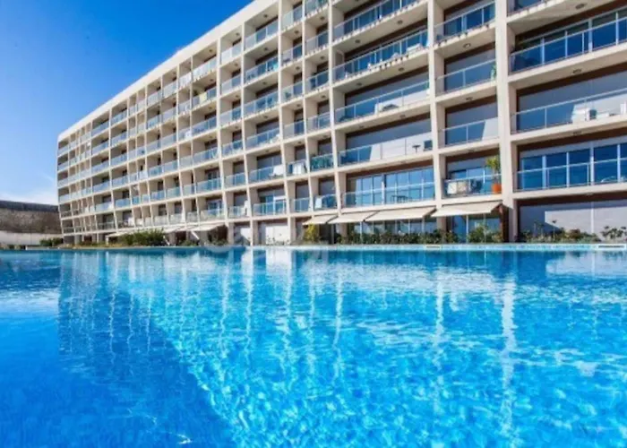 Lisbon Metro Apartment